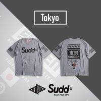 เสื้อคอกลม OVERSIZE แบรนด์ SUDD  รุ่น TOKYO สีเทาอ่อน