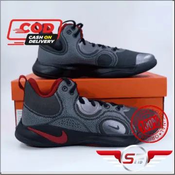 Sepatu basket clearance nike warna merah