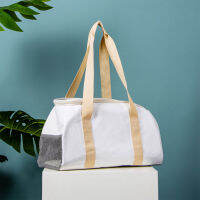 Cat Carrier Bag Large Space Breathable Comfort Fashionable Portable for Outdoor Travel. กระเป๋าใส่แมว