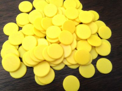 ：《》{“】= 200X Plastic Counters Game Chip Currency Board Game Teaching Toy Yellow Blue