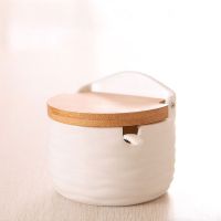 20211PC sugar bowl with lid spoon wooden seasoning jar kitchen tool salt storage box
