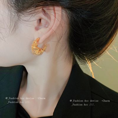 [COD] Needle Twisted Earrings Korean Design Temperament Internet Personality Fashion Wholesale