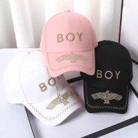 Hat BOY หมวกแก๊ปเบสบอล หมวกเเฟชั่น ใส่ได้ทักชายเเละหญิง  BOY หมวกกันแดดปักลาย