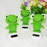 Limited Time Discounts Cute Gift Cartoon Swinging Frog Solar Power Car Interior Dashboard Ornament Gift