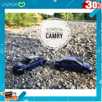 ..สีสันสวยงามสดใส ของเล่น ถูก.. Tomica Toyota Camry สี นำ [ สินค้ามาใหม่ Gift ]..