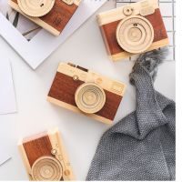 ๊UN Camera Music Box กล่องดนตรี แบบกล้อง leica ของที่ระลึก กล่องไม้ สามารถหมุนชัตเตอร์ได้ ย้อนยุค ของขวัญ วันเกิด