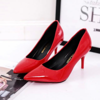 ปั๊มรองเท้าผู้หญิง Pointed Toe ปั๊มสิทธิบัตรหนังสีแดง8ซม. รองเท้าส้นสูงรองเท้าเรือ Shadow รองเท้าแต่งงานสีแดง Zapatos Mujer