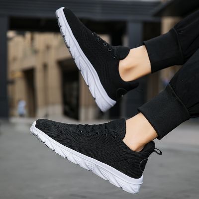 Men Fly woven shoes mesh breathable lovers sports casual shoes