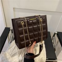 [COD] Large-capacity bag womens 2021 autumn and winter new trendy fashion chain messenger casual simple one-shoulder square