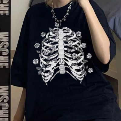 เสื้อยืดผู้หญิง Skeleton พิมพ์ Grunge Aesthetic Goth T เสื้อ Dark Edgy แฟชั่น Streetwear กราฟิกเสื้อ Gothic Unisex Tops