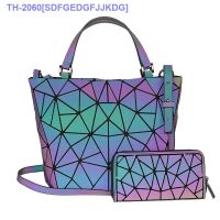 （READY STOCK）◐⊙✾ 2021 new folding diamond-shaped luminous womens bag mother and child bag bag womens fashion shoulder bag womens Korean version messenger bag YZ