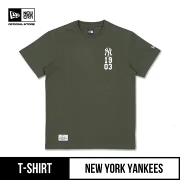 MLB New York Yankees Women's V-Neck Stripe Short Sleeve T-Shirt White Small