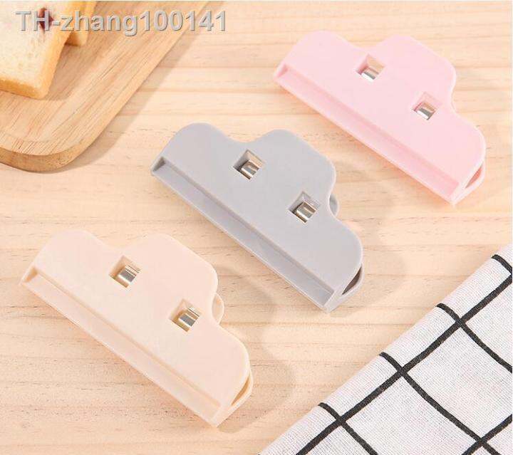 2pcs-bag-clips-portable-food-snack-bag-sealing-shape-food-fresh-keep-organizer-sealing-clips-kitchen-storage-tools