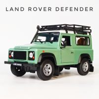 โมเดลรถเหล็ก LAND ROVER DEFENDER สเกล 1:24 Welly