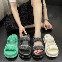 ?SHINE SHOES?sandals for women รองเท้าแตะแฟชั่นผู้หญิง รองเท้าแตะสวม รองเท้าหุ้มส้นผญ ธรรมดา มาใหม่ น้ำหนักเบา