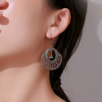 [COD] Ethnic fan-shaped red copper earrings classical temperament hollow carved turquoise female retro old