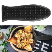 Cast Iron Skillet Handle Covers Set Non-Slip Silicone Pot Holder Resistant for Kitchen for Pans Griddles Cookware Black