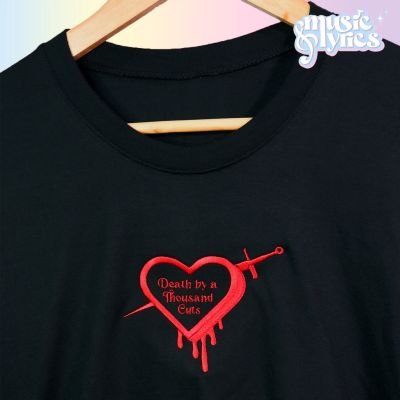ความร้อน Embroidered Death by a Thousand Cuts Taylor Swift T-shirt (Lover Album Merch)_04S-5XL hhh