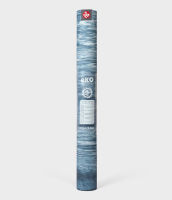 Manduka เสื่อโยคะ Manduka รุ่น eKO® Superlite Travel Yoga Mat 1.5mm - ฟ้าอ่อนลายขาว (71")