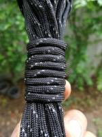 พาราคอร์ด Paracord 4mm เชือกสนาม สีดำสะท้อนแสง (black reflective)