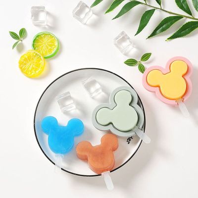 Pineapple Strawberry Mouse Ice Cream Mold with Lid Popsicle Making Mold DIY Ice Cube Candy Making Ice Tray Ice Cream Tools Ice Maker Ice Cream Moulds