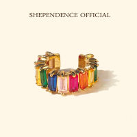 Shependence ต่างหูหนีบบาเก็ตสีรุ้ง (Luxe Rainbow Baguette Ear Cuff)