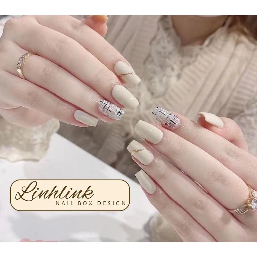 15 mẫu nail cô dâu màu trắng đẹp nổi bật trong ngày cưới