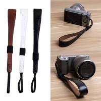 ✢ Camera Wrist Strap PU Leather Hand Grip Rope Belt Quick Release Connector SLR Camera Shoulder Strap Wristband for X100