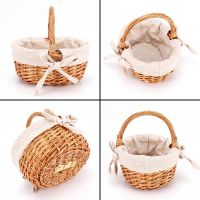 Hand-Woven Wicker Basket Simulation Single Handle Small with Hand Gift Basket