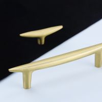 Modern Simple Brass Cabinet Knobs Wardrobe Kitchen Cupboard Cabinet Door Handle Gold Drawer Pulls Handles for Furniture