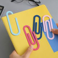 2pcs/pack Large Cute Metal Paper Clips 4 Inch Multicolored Bookmark Page Markers Paperclips for Office Supplier School Student