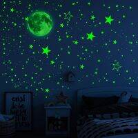 444pcs/set Luminous Moon Star Wall Sticker Glow In The Dark Fluorescent Wall Art Decals For Home Kids Bedroom Ceiling Decoration Tapestries Hangings