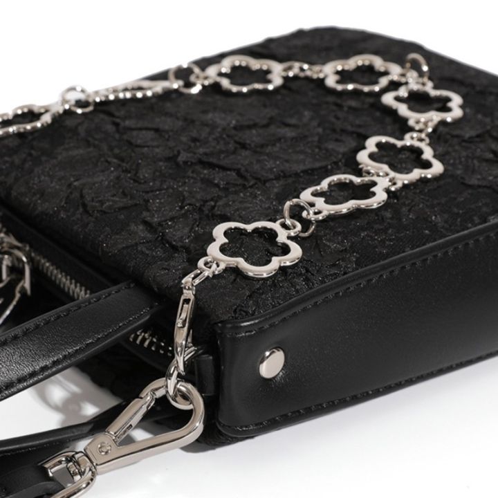 flower-chain-phone-bag-กระเป๋าใส่โทรศัพท์มือถือ-รุ่นนี้สามารถใส่มือถือได้ทุกรุ่นแน่นอน