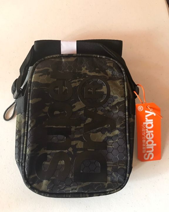 SUPERDRY SIDE BAG GREEN CAMO TARP M9100022A-0VM Benson66, 43% OFF