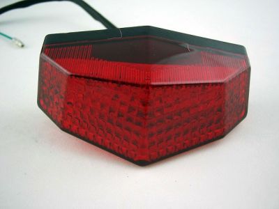 ไฟท้ายLEDสามเหลียม สีเเดง KY-0190 LED TAIL LIGHT RED