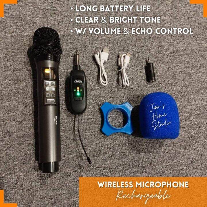 High Quality Wireless Microphone with Builtin Echo Rechargeable for