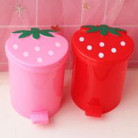 Cute Pink Red Strawberry Waste Bin Desktop Portable Plastic Mini Garbage Basket Home Bedroom Storage Bucket Trash Can With Lid