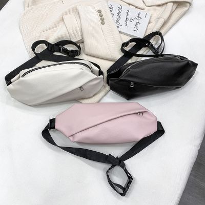 Japanese chest package man ins single shoulder bag spring new original SuFeng small bag leisure female youth pockets