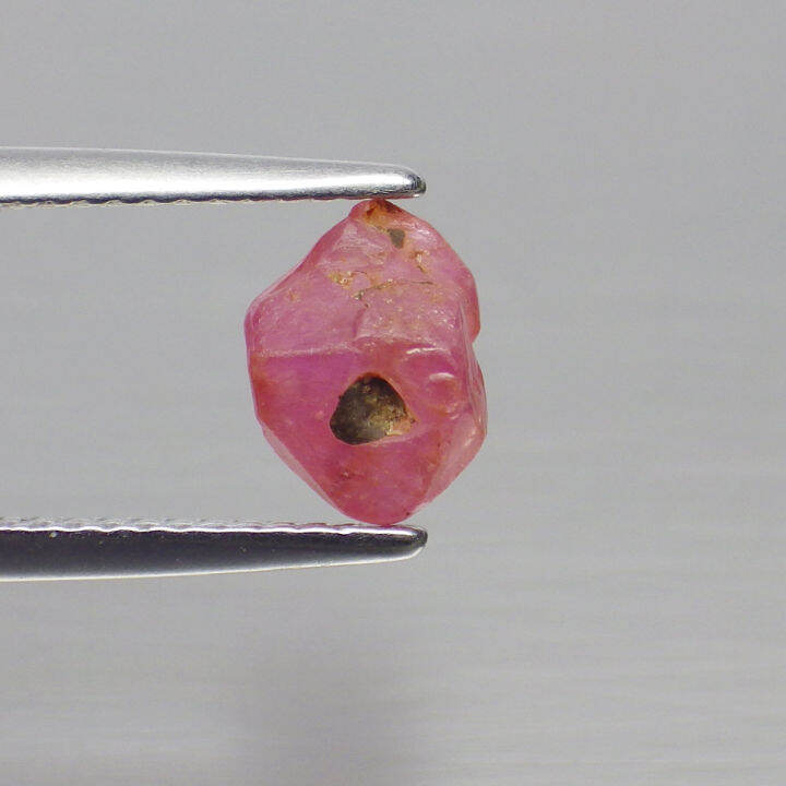 พลอย-ก้อน-รูบี้-ทับทิม-ดิบ-ธรรมชาติ-แท้-unheated-natural-ruby-tanzania-หนัก-1-85-กะรัต