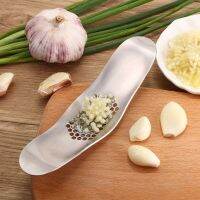 Holiday Discounts Kitchen Gadget Curved Garlic Press Stainless Steel Multi-Ftion Manual Garlic Creative Cloves Kitchen Garlic Press Tool