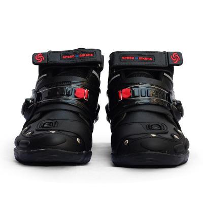 PRO-BIKER รองเท้าบูทหุ้มข้อป้องกันการลื่นไถลสำหรับการขับขี่บนถนนออฟโรดสีแดงดำและขาวทนต่อการสึกหรอ