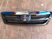 กระจังหน้า Toyota Fortuner 2005-2007