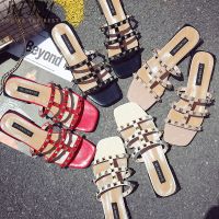 2020 fashion women sandals flat jelly shoes bow V flip flops stud beach shoes summer rivets slippers Thong sandals nude