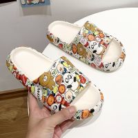 New Couple Fashion Flip Flops Cartoon Cute Sandals Non-slip Thick-soled Indoor and Outdoor Slippers Women Street Sandal Graffiti