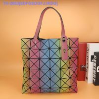 （READY STOCK）✓۩ Tote bag womens all-match high-end bag womens Japanese classic six-grid diamond-shaped grid PU gradient rainbow bag underarm bag YZ