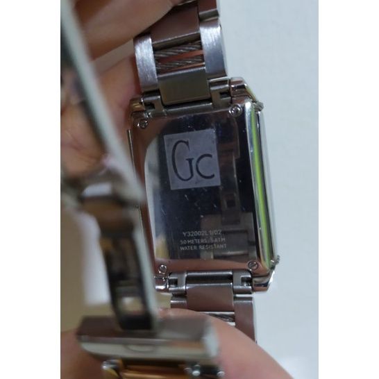 gc-watches-จีซี-วอทช์-นาฬิกาผู้หญิง-หน้าปัดมุก-ทรงสี่เหลี่ยม-รุ่น-cable-class-collection-นาฬิกามือ2