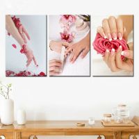 Stylish Beauty Nail Spa Manicure Salon โปสเตอร์ผ้าใบ Wall Art-ชุด3ภาพแฟชั่นเหมาะสำหรับตกแต่งบ้านในห้องนั่งเล่นห้องนอนหรือร้านเสริมสวย