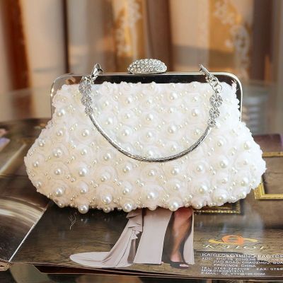 Hot selling 2020 new clutch bag ladies fashion dinner dress cheongsam with banquet pearl portable