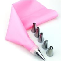 ❡✲✳ 8Pcs/Set Silicone Kitchen Accessories Icing Piping Cream Pastry Bag 6 Stainless Steel Nozzle Set DIY Cake Decorating Tips Set