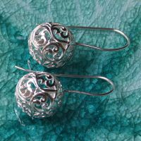 Thai desing hanging earrings handmade 925 sterling  silver beautiful gift วงกลมลวดลายไทยตำหูเงินสเตอรลิงซิลเวอรใช้สวยของฝากที่มีคุณค่า ฺชาวต่างชาติชอบมาก